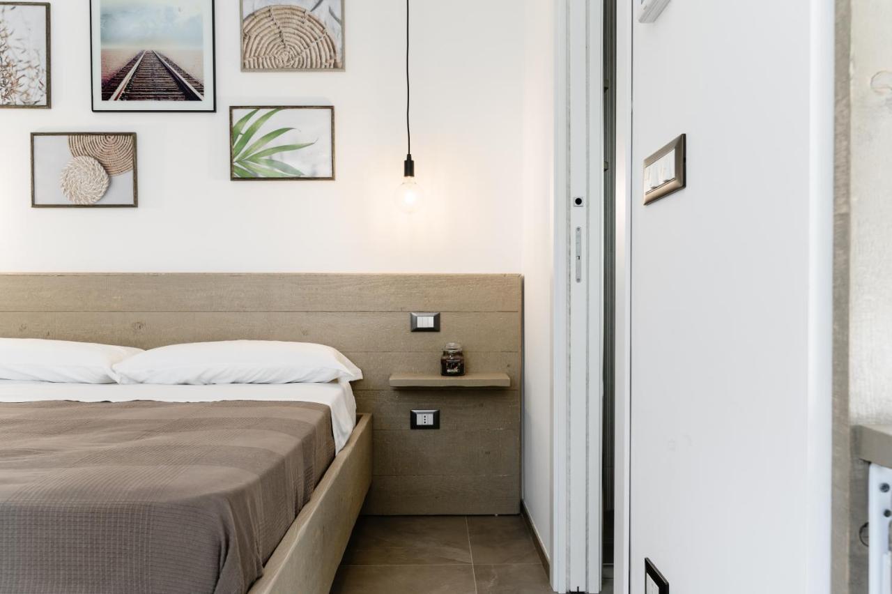 Mandorlocarrubo'S Suite Ostuni Exterior photo