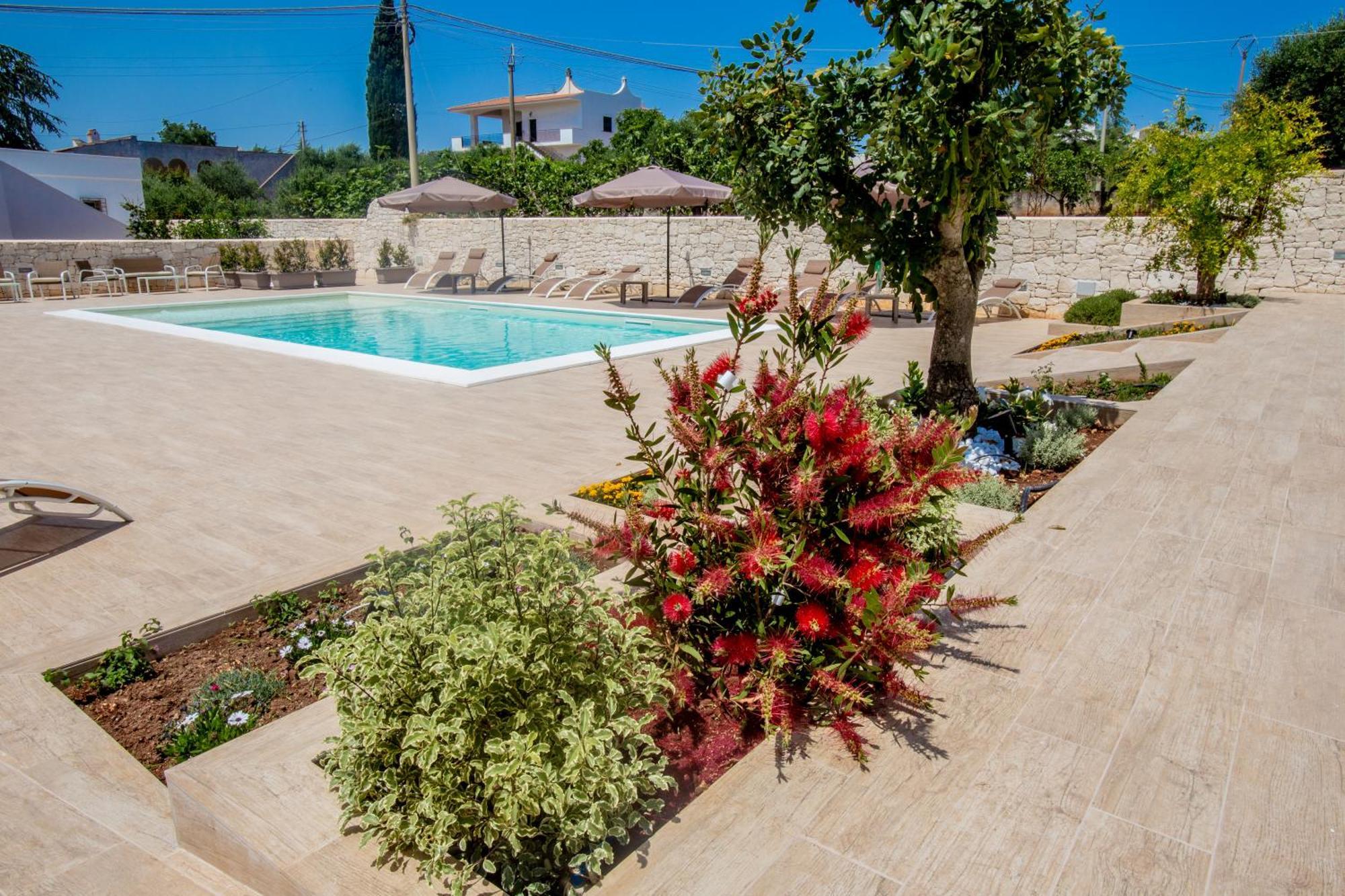 Mandorlocarrubo'S Suite Ostuni Exterior photo